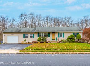 111 Darien Rd, Howell, NJ 07731