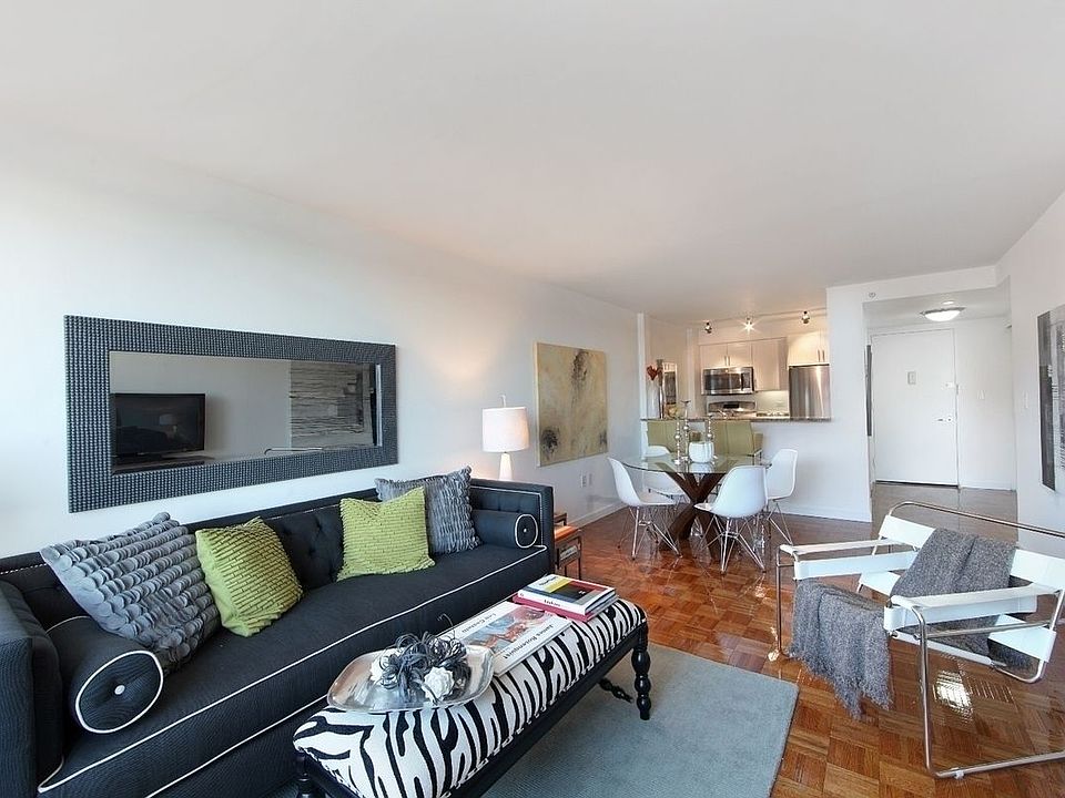 1st image of 317 W 61st St #10L
