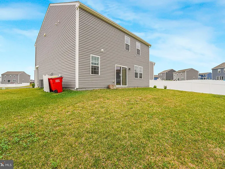 115 Bell Tower Ln — Photo 45