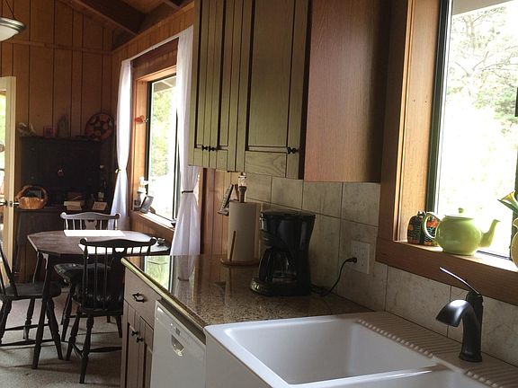 3rd image of 7677 N Highway 1