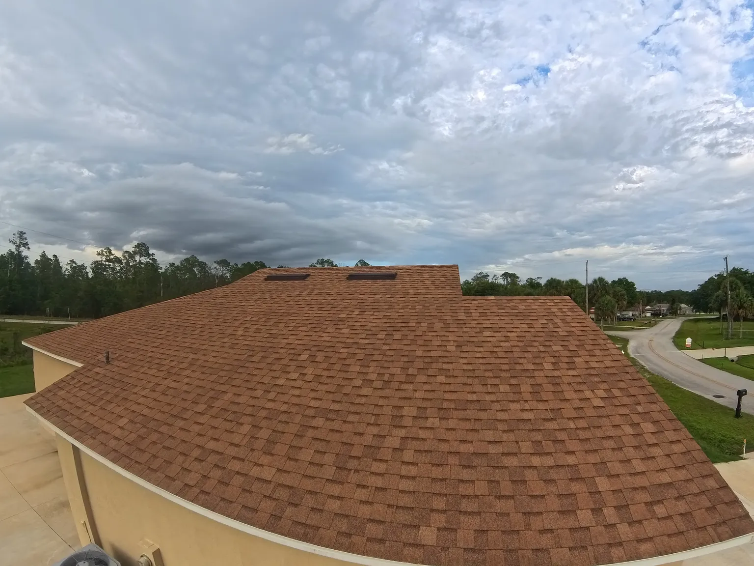 3 bed, 1290 sqft, $2,000 — Photo 3