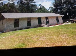 250 Fern St, Jesup, GA 31546