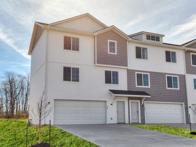 181 NE 56th St, Pleasant Hill, IA, 50327
