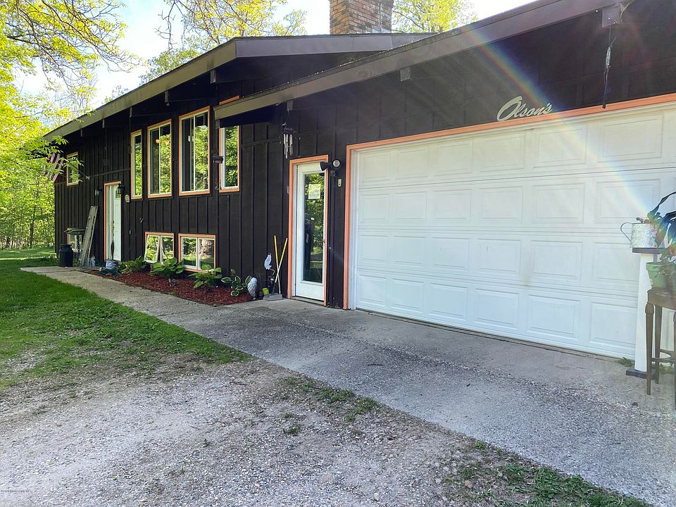 1st image of 20810 Englewood Dr