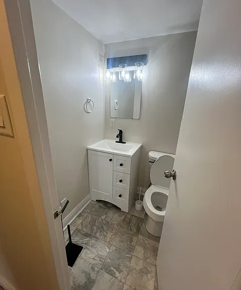 111 Riverside Dr E #805 — Photo 12