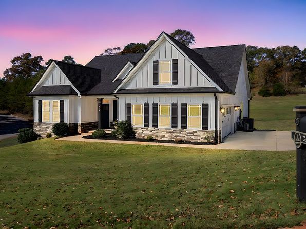 250 W Ridge Water Dr