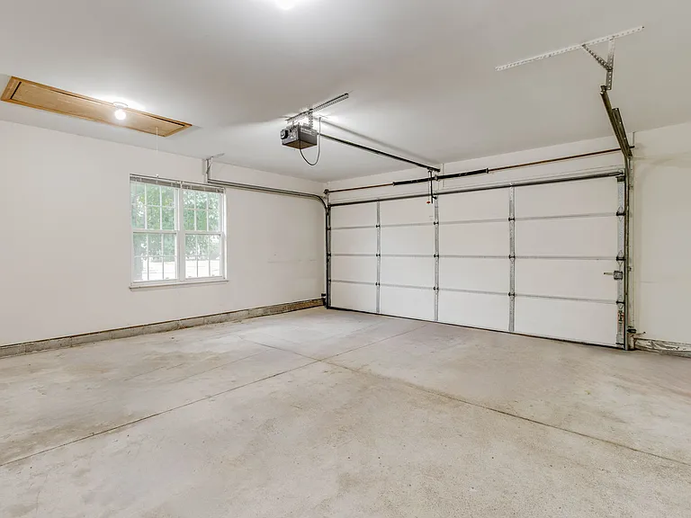 75 Heather Rd — Photo 21