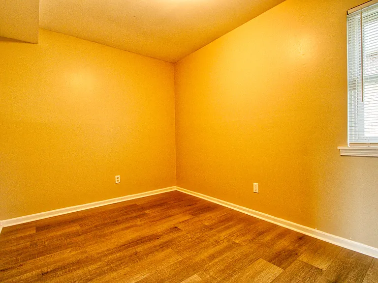 2 Peppertree Dr #4 — Photo 8