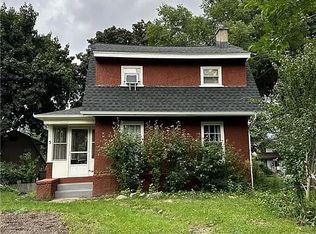 5 Drumore Cres, East Rochester, NY 14445