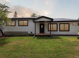 2145 Terrapin St, Wolverine Lake, MI 48390