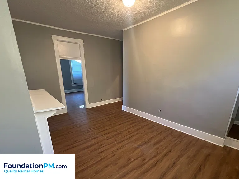 1229 Neptune St — Photo 6