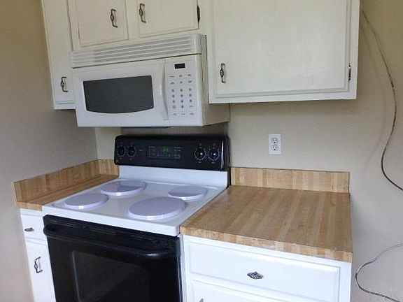 4th image of 7712 Misty Pines Ln