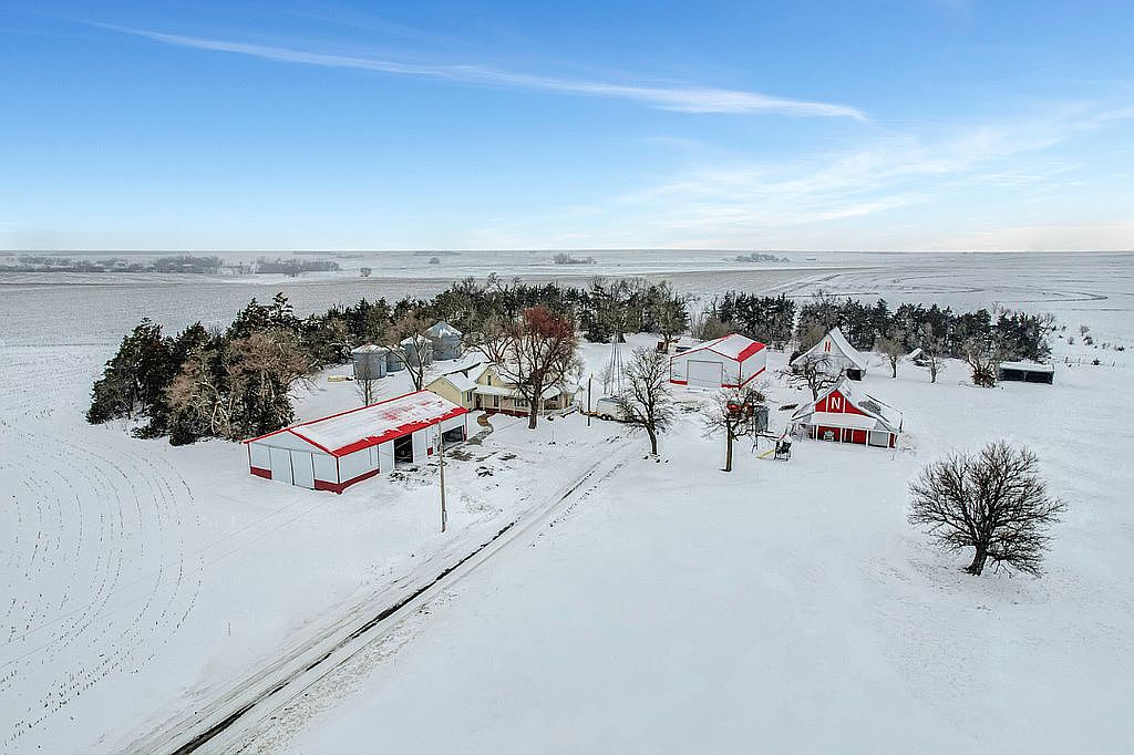 3458 E Chestnut Rd, Pickrell, NE 68422 Zillow