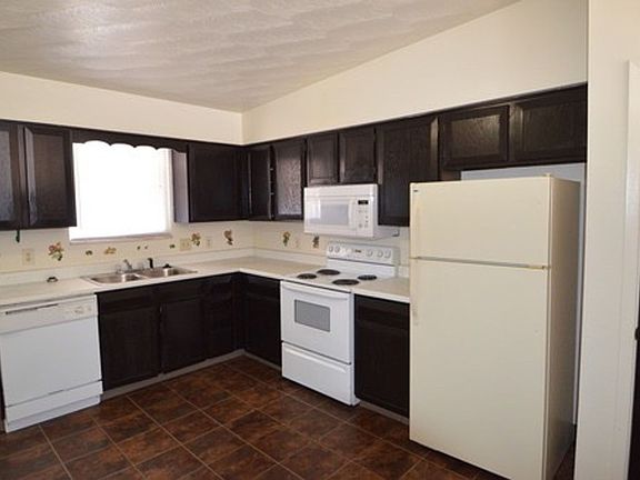 3rd image of 5327 S Fox St #B