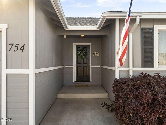 3rd image of 754 Tamsen Rd