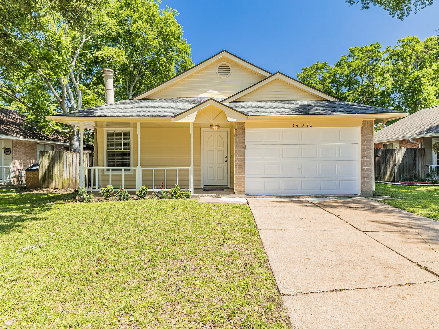 3 bed, 1184 sqft, $1,925 — Photo 1