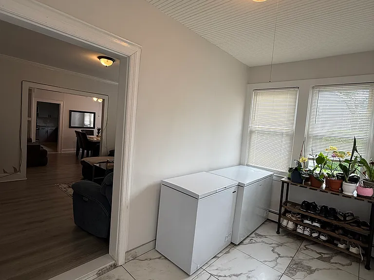 815 Carpenter Pl — Photo 4