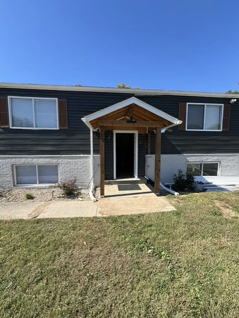 417 Joseph Drive — Photo 1