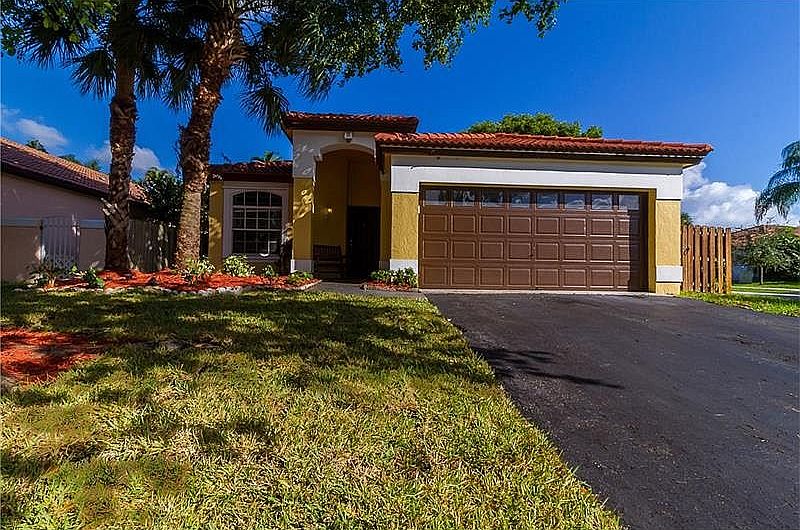1st image of 4901 NW 55th St