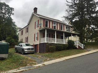 19 Thompson St #2, Catskill, NY 12414