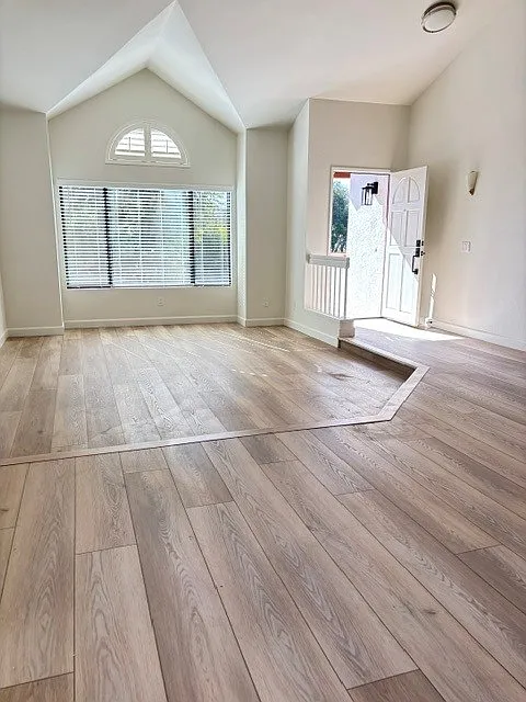 3 bed, 1708 sqft, $5,795 — Photo 3