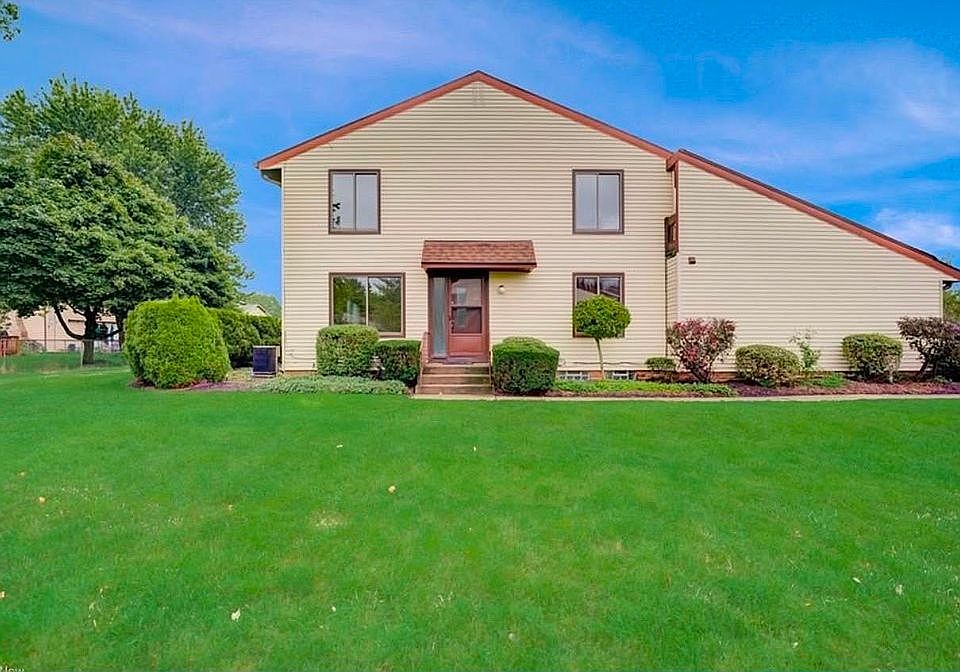 1st image of 32663 Jefferson Dr