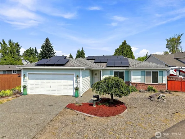 10626 SE 213th Court, Kent, WA 98031