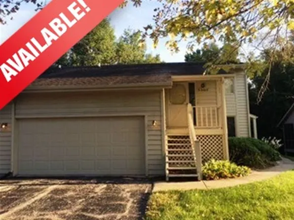 5303 Sand Piper Pl, Loves Park, IL 61111