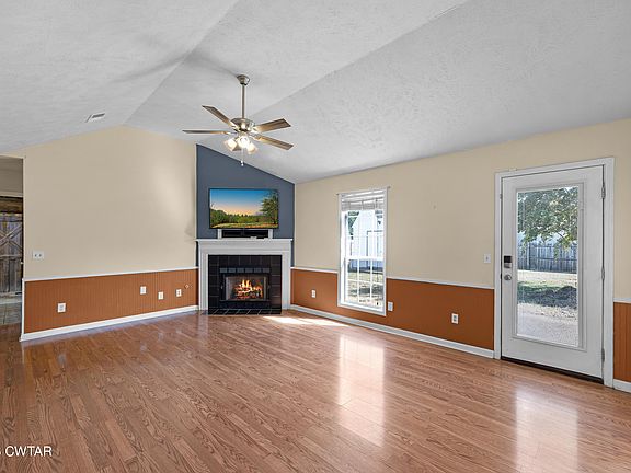 4th image of 40 Glenhurst Dr