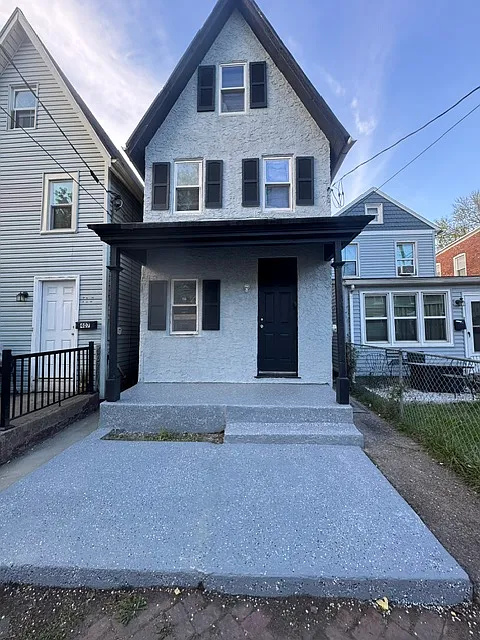 409 Beech Street - 1 — Photo 2