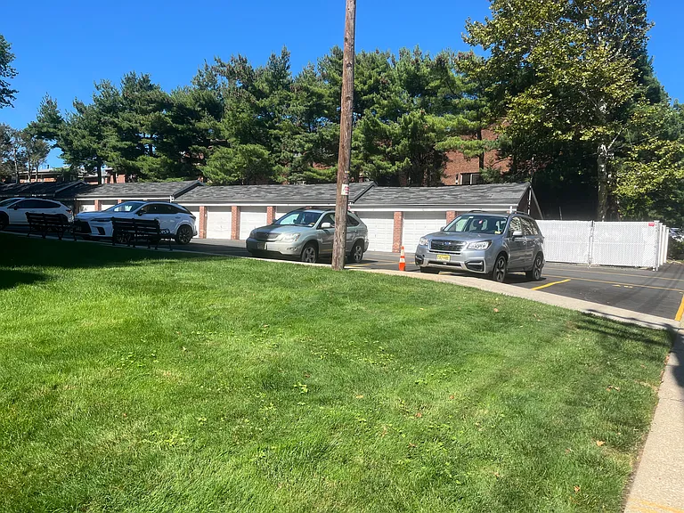 1575 Center Ave — Photo 20