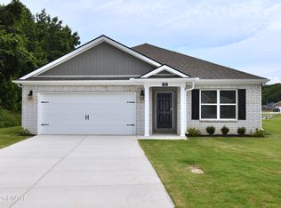 72 Vintage Grove Rd, Jackson, TN 38305