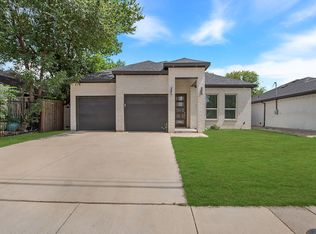 1915 Dennison St, Dallas, TX 75212
