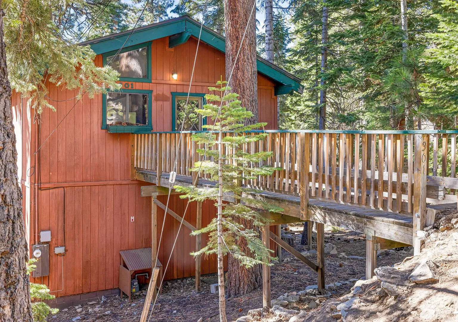 Long Term Rental With Filtered Lake View And Wood Stove! — Photo 1