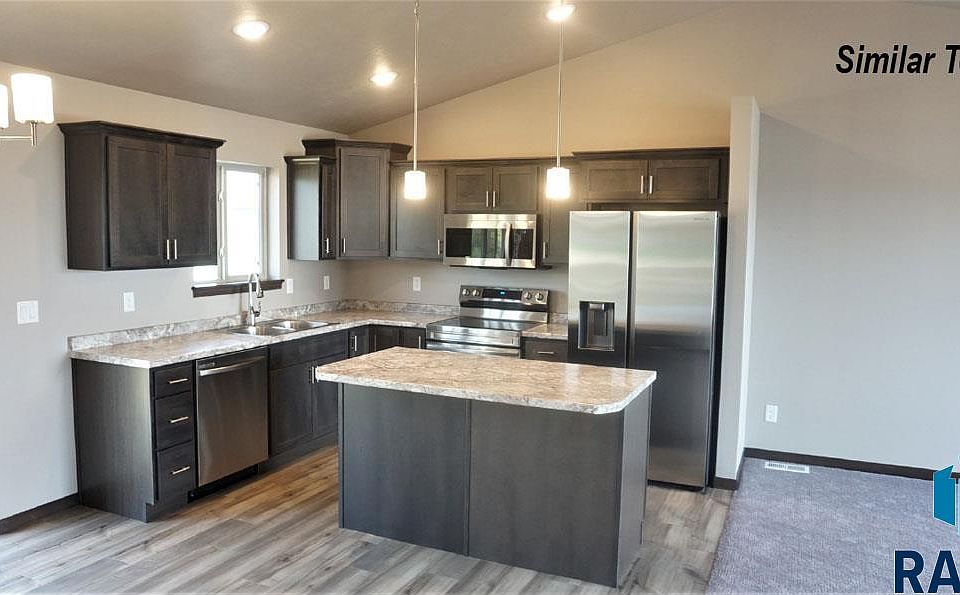 2nd image of 103 Countryside Ave E