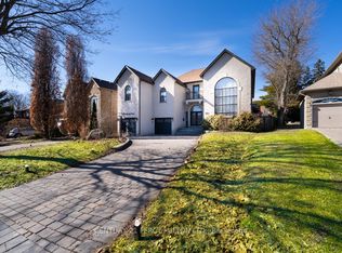 126 Old Surrey Ln, Richmond Hill, ON