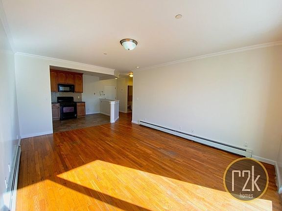 5th image of 29-16 Newtown Ave #3B