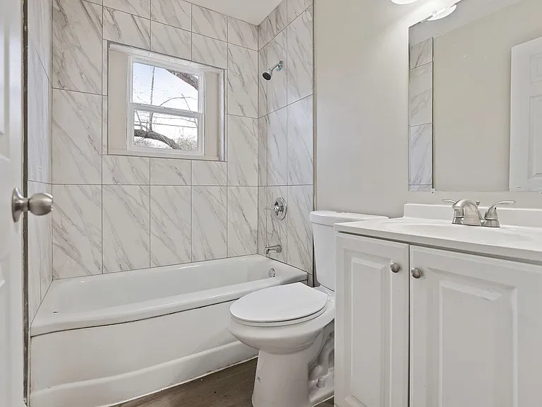 11893 Bridgevale Ave — Photo 12