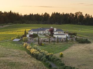 2614 Scotts Right of Way, Sebastopol, CA 95472