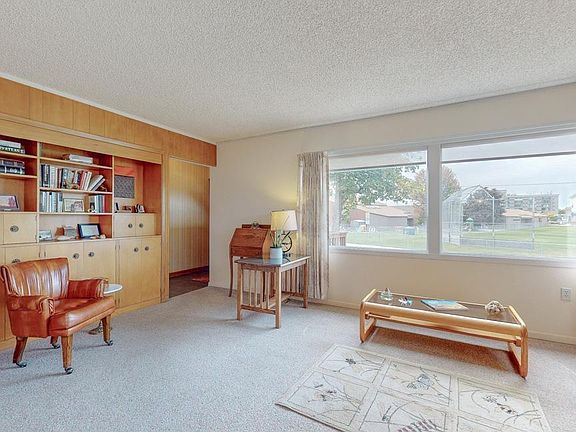 3rd image of 1512 Hunt Ave