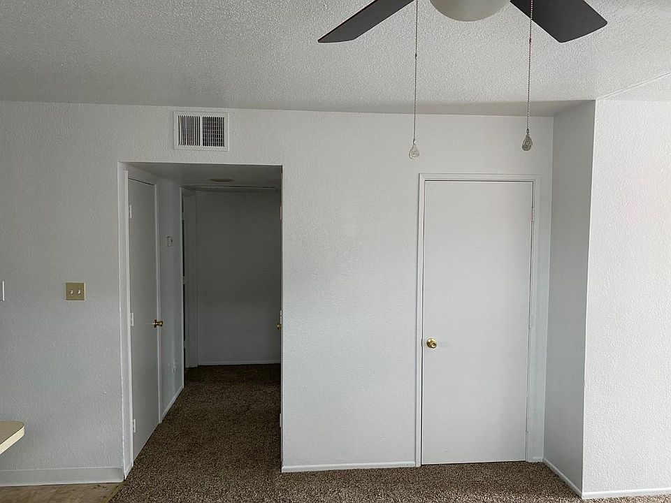 1st image of 2391 1st St