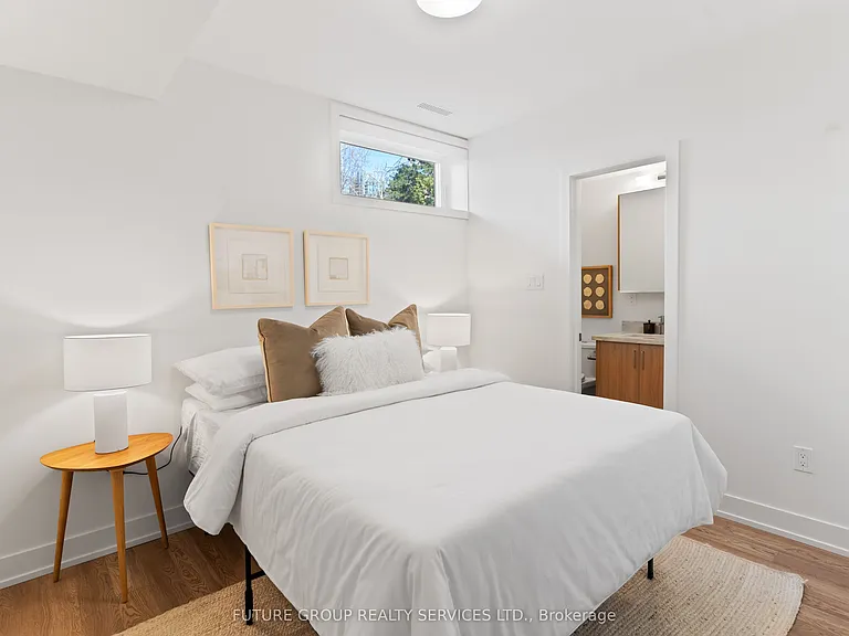 15 Acorn Ave #1 — Photo 16