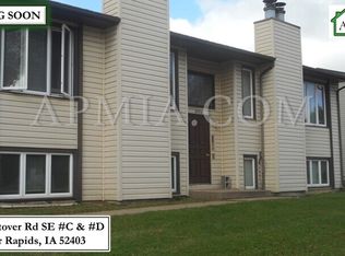 4004 Westover Rd SE APT C, Cedar Rapids, IA 52403