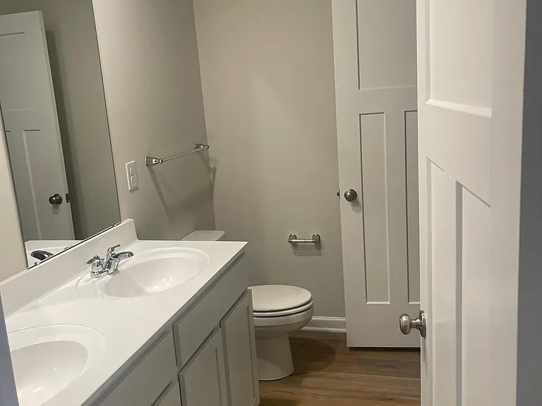 173 Sweetwater Dr — Photo 7