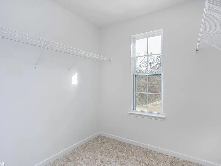 1154 Evelynnview Ln #1 — Photo 7