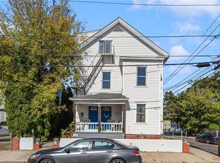 129 Hendrick St, Providence, RI 02908