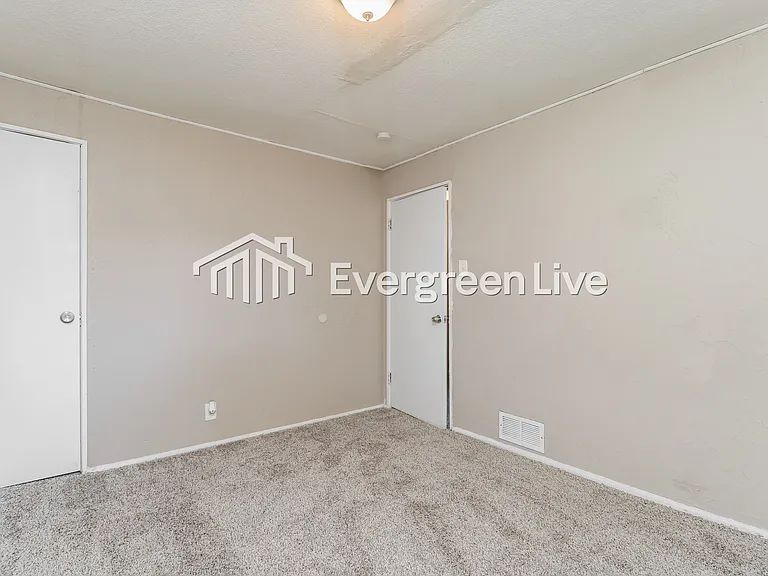 3544 Adie Rd — Photo 10