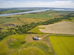 1105 County Road 136, Mandan, ND 58554