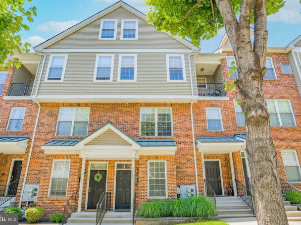 30 Brewerytown Ct, Philadelphia, PA 19121