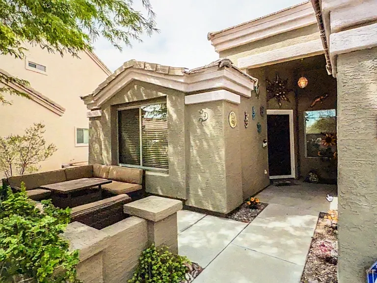 3943 N Creosote Ct — Photo 2